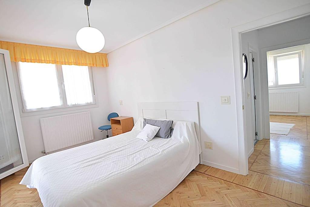 El Apartamento De Santa Pilar By Just Room Santander Exterior photo