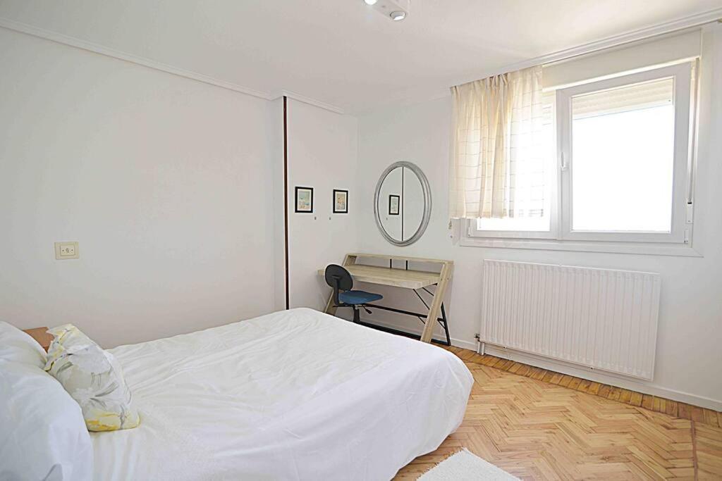 El Apartamento De Santa Pilar By Just Room Santander Exterior photo